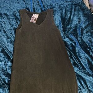 NWT POL black washed side slit midi dress